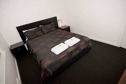 The Commodore - Goulburn Accommodation 17