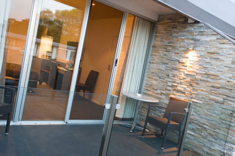The Commodore - Goulburn Accommodation 25