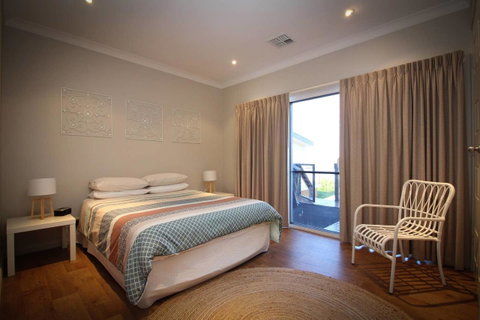 Waterfront On Osprey - Goulburn Accommodation 15