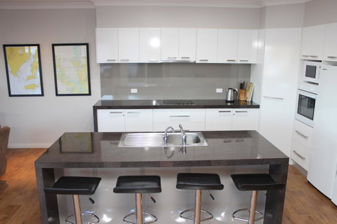 Waterfront On Osprey - Goulburn Accommodation 6