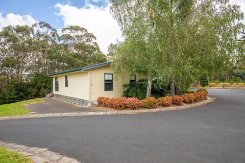 Blue Lake Holiday Park - Goulburn Accommodation 43
