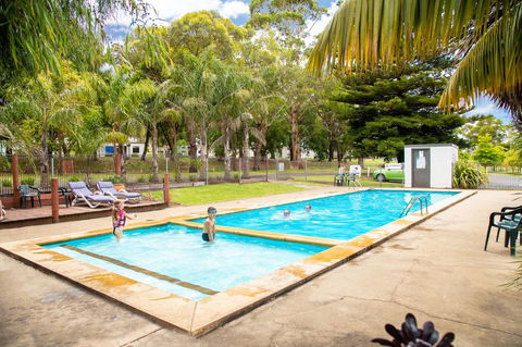 Blue Lake Holiday Park - Goulburn Accommodation 6