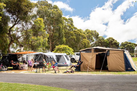 Blue Lake Holiday Park - Goulburn Accommodation 9
