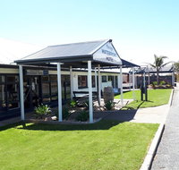 Meningie's Waterfront Motel - Goulburn Accommodation