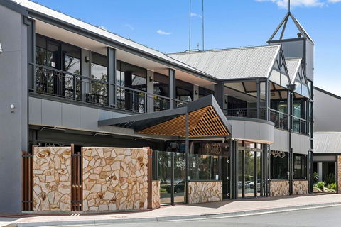 Berri Hotel - Goulburn Accommodation 6