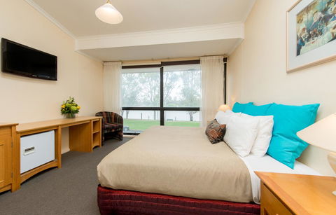 Berri Hotel - Goulburn Accommodation 38