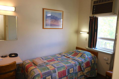 Berri Hotel - Goulburn Accommodation 27