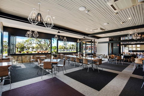 Berri Hotel - Goulburn Accommodation 13