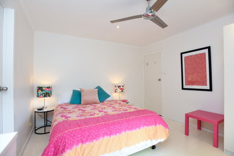 Red Door - Goulburn Accommodation 9