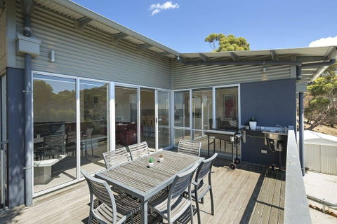 Saar River House - Goulburn Accommodation 2