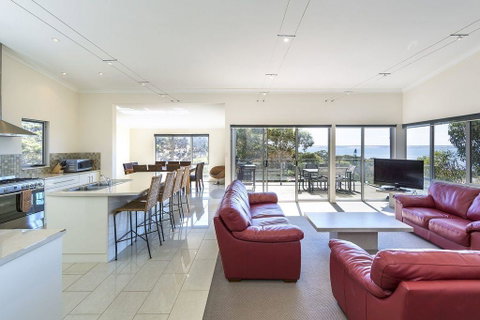 Saar River House - Goulburn Accommodation 7