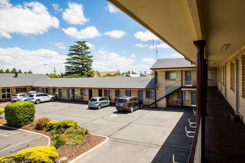 Lilac City Motor Inn & Steakhouse - Goulburn Accommodation 23
