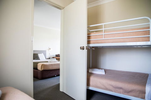 Lilac City Motor Inn & Steakhouse - Goulburn Accommodation 20