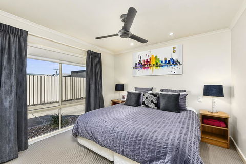 City Fringe Apartment - Goulburn Accommodation 2