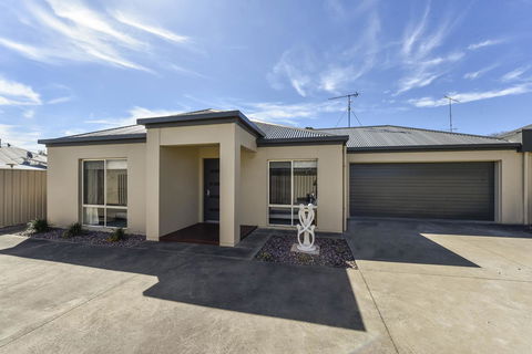 City Fringe Apartment - Goulburn Accommodation 10