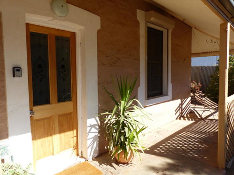 Andy\'s Accommodation - Goulburn Accommodation 8