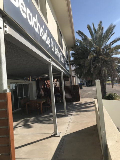 Beachside & Jetty View Apartment 6 - Captain\'s Apt - Goulburn Accommodation 12