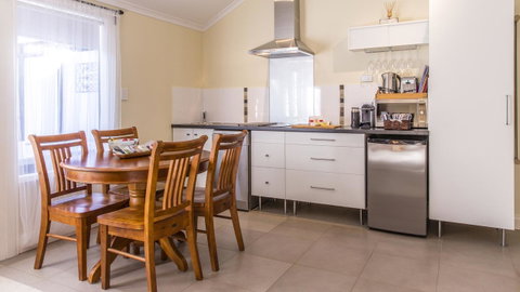 One Tree Bed And Breakfast - Goulburn Accommodation 18