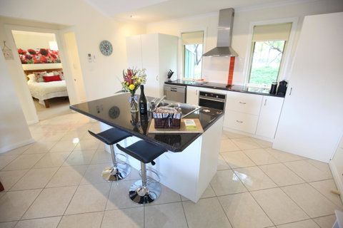 One Tree Bed And Breakfast - Goulburn Accommodation 8