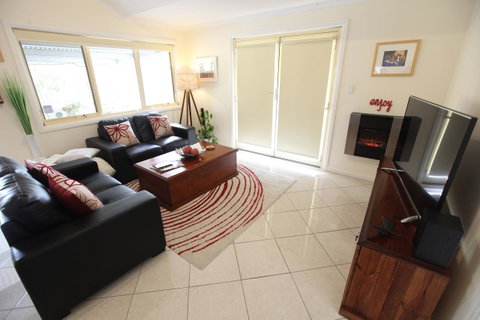 One Tree Bed And Breakfast - Goulburn Accommodation 11