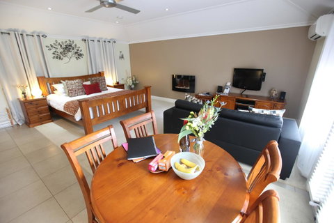 One Tree Bed And Breakfast - Goulburn Accommodation 16