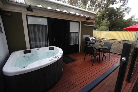 One Tree Bed And Breakfast - Goulburn Accommodation 13
