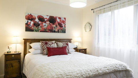 One Tree Bed And Breakfast - Goulburn Accommodation 2