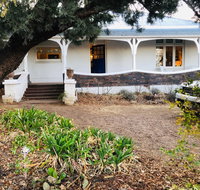 Belmore Cottage - Goulburn Accommodation