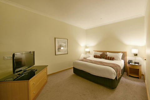 Duxton Hotel Perth - Goulburn Accommodation 10