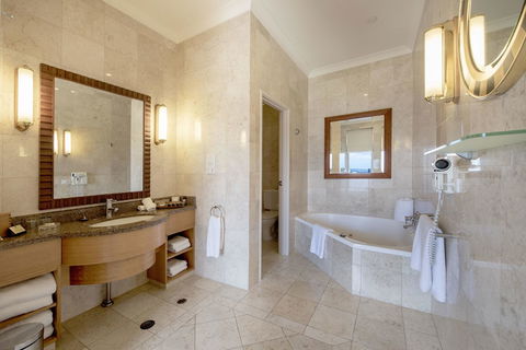 Duxton Hotel Perth - Goulburn Accommodation 14