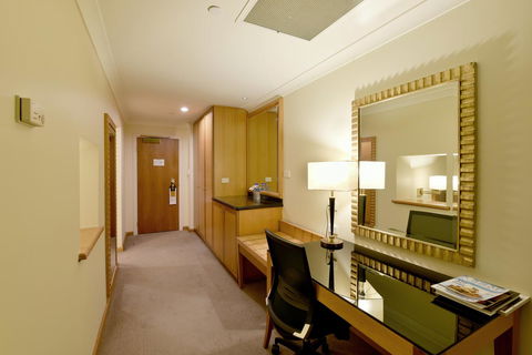 Duxton Hotel Perth - Goulburn Accommodation 11