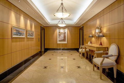 Duxton Hotel Perth - Goulburn Accommodation 23