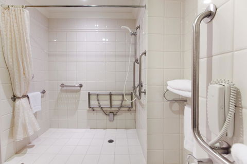 Duxton Hotel Perth - Goulburn Accommodation 4