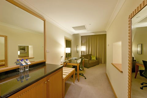 Duxton Hotel Perth - Goulburn Accommodation 12