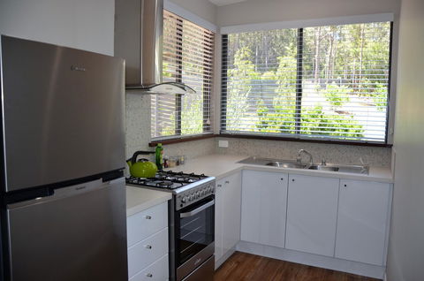 The Floating Forest - Goulburn Accommodation 10