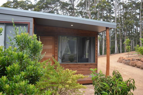 The Floating Forest - Goulburn Accommodation 16