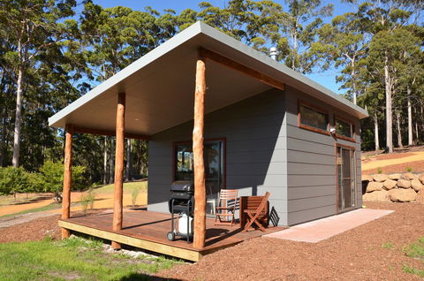 The Floating Forest - Goulburn Accommodation 22