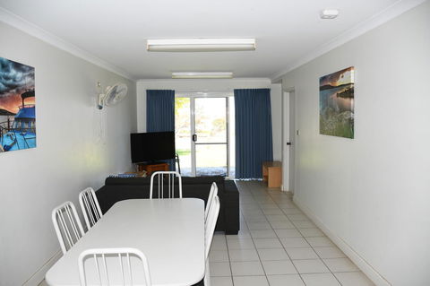 Kalbarri Seafront Villas - Goulburn Accommodation 3