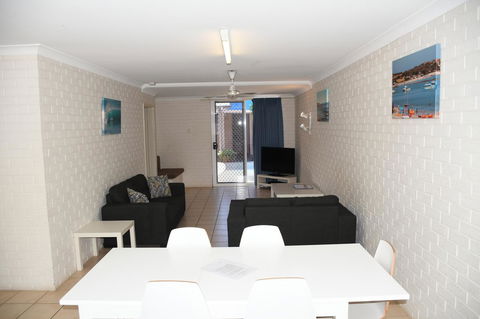 Kalbarri Seafront Villas - Goulburn Accommodation 25