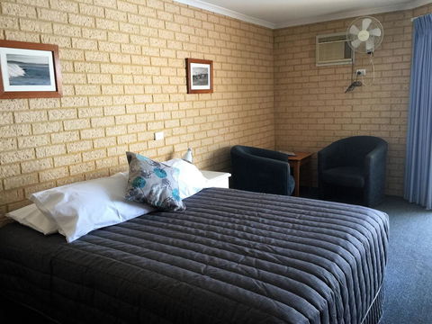 Kalbarri Seafront Villas - Goulburn Accommodation 28