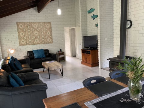 Beachside Prevelly Villas - Goulburn Accommodation 4