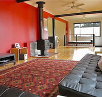 Pendeli Beach House - Goulburn Accommodation