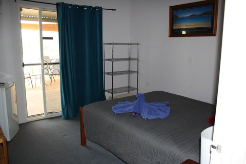 The Heights Bed & Breakfast - Goulburn Accommodation 10