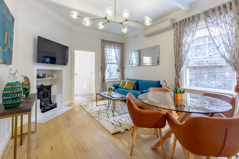 Heritage Townhouse Near Harbour Bridge - Goulburn Accommodation 33