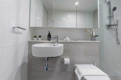 Inner City Stylish Apt Walk To Green Square - Goulburn Accommodation 3