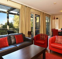Villa Cypress located within Cypress Lakes - Goulburn Accommodation