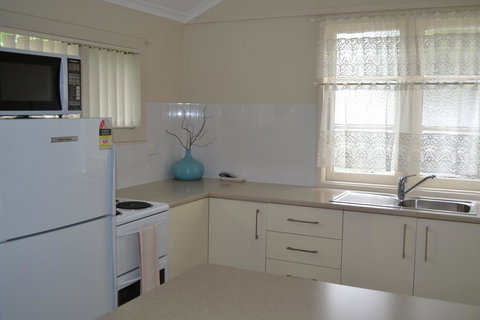 Sundial Holiday Units - Goulburn Accommodation 31