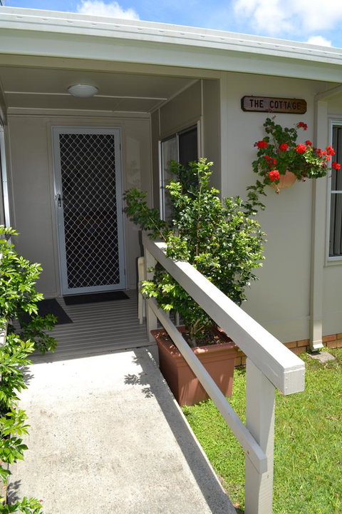 Sundial Holiday Units - Goulburn Accommodation 22