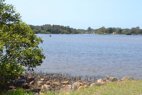 Sundial Holiday Units - Goulburn Accommodation 14