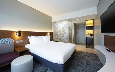 Holiday Inn Express Sydney Airport, An IHG Hotel - Goulburn Accommodation 3